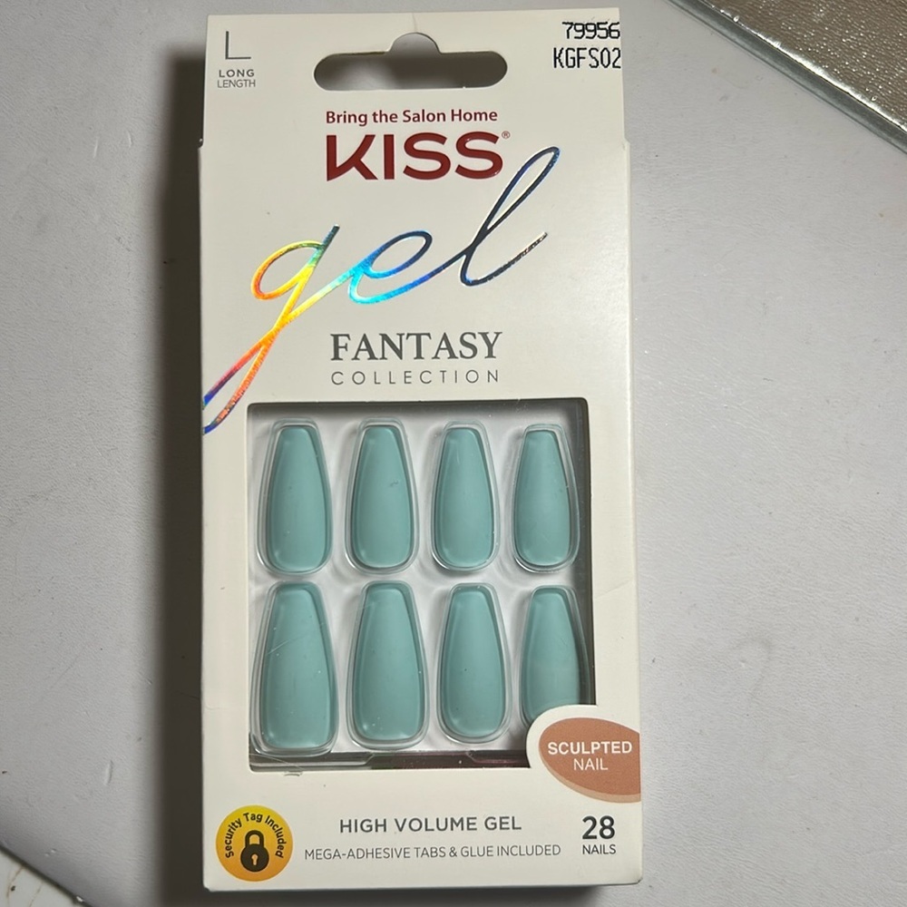 KISS Gel Fantasy Nails